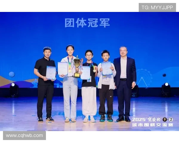 深圳足球队在足球团队协作排行榜中荣获第二名展现出强大团队精神与默契配合